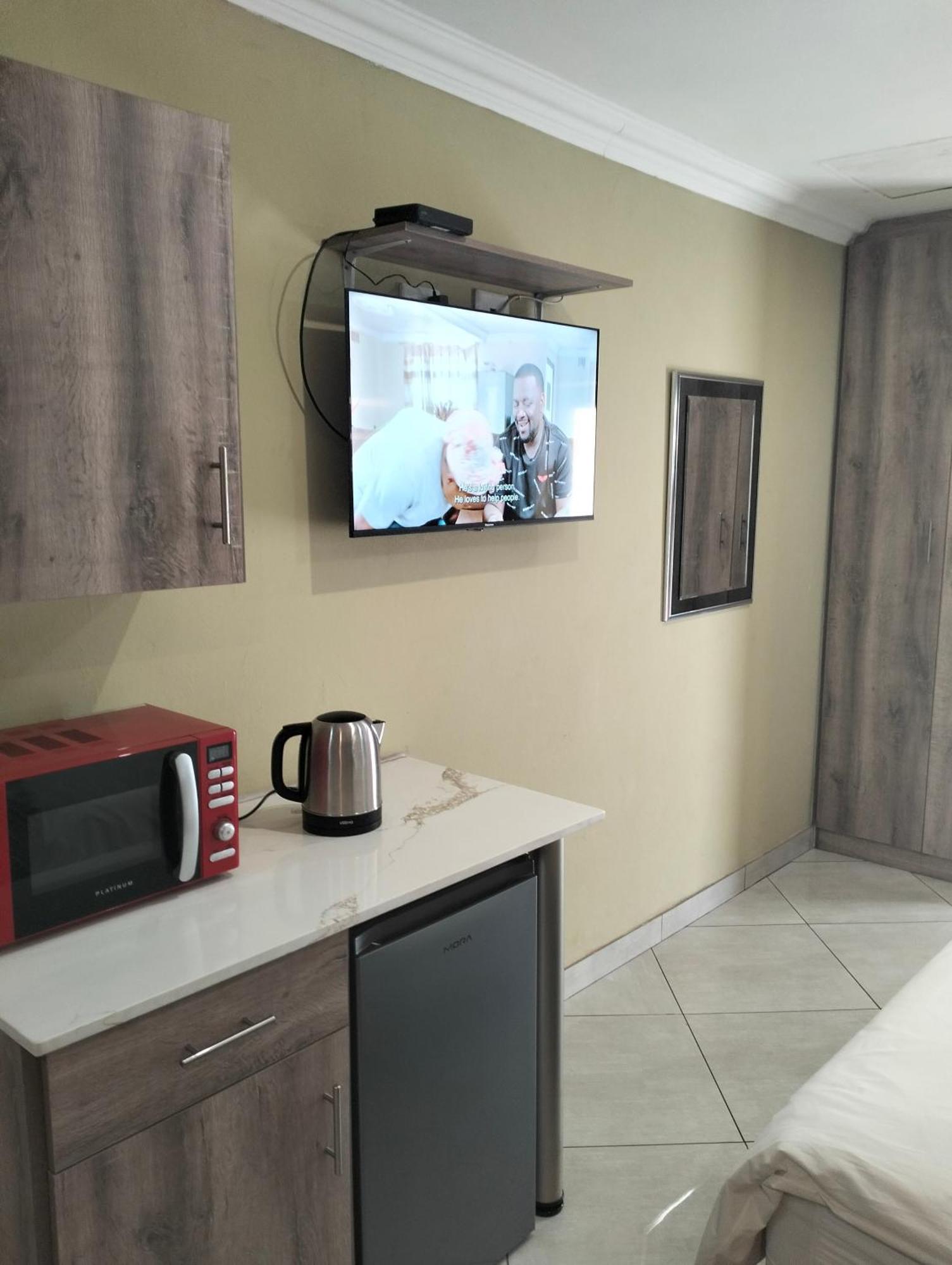 Sunrise Boutique Hotel Witbank Extérieur photo