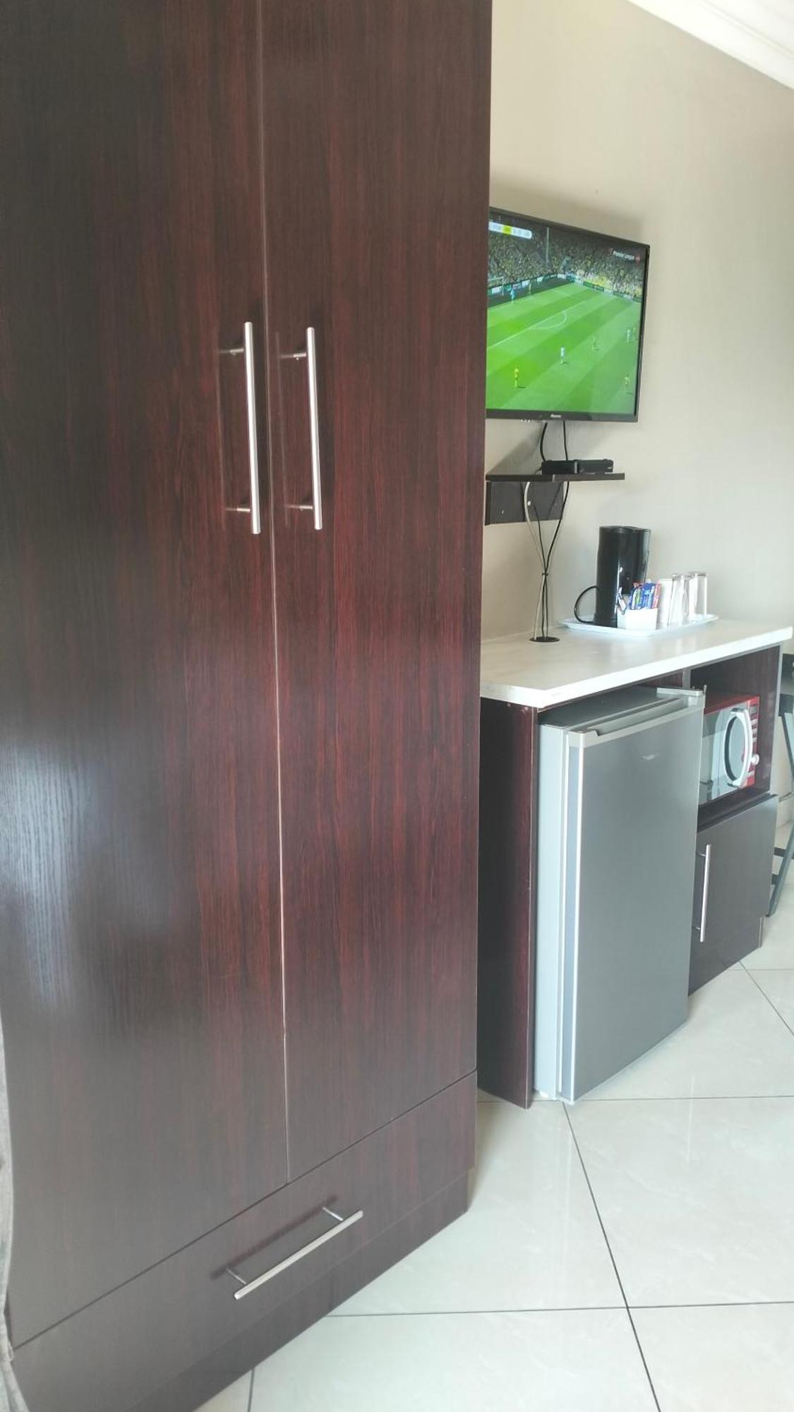 Sunrise Boutique Hotel Witbank Extérieur photo