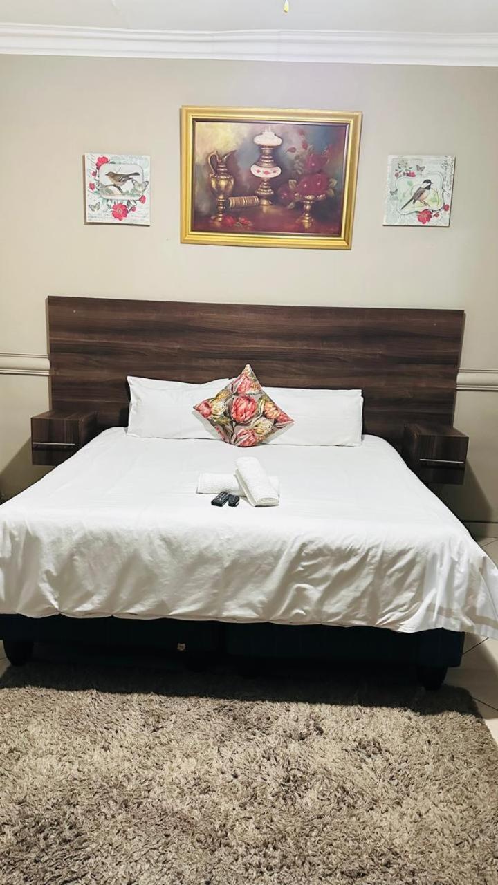 Sunrise Boutique Hotel Witbank Extérieur photo