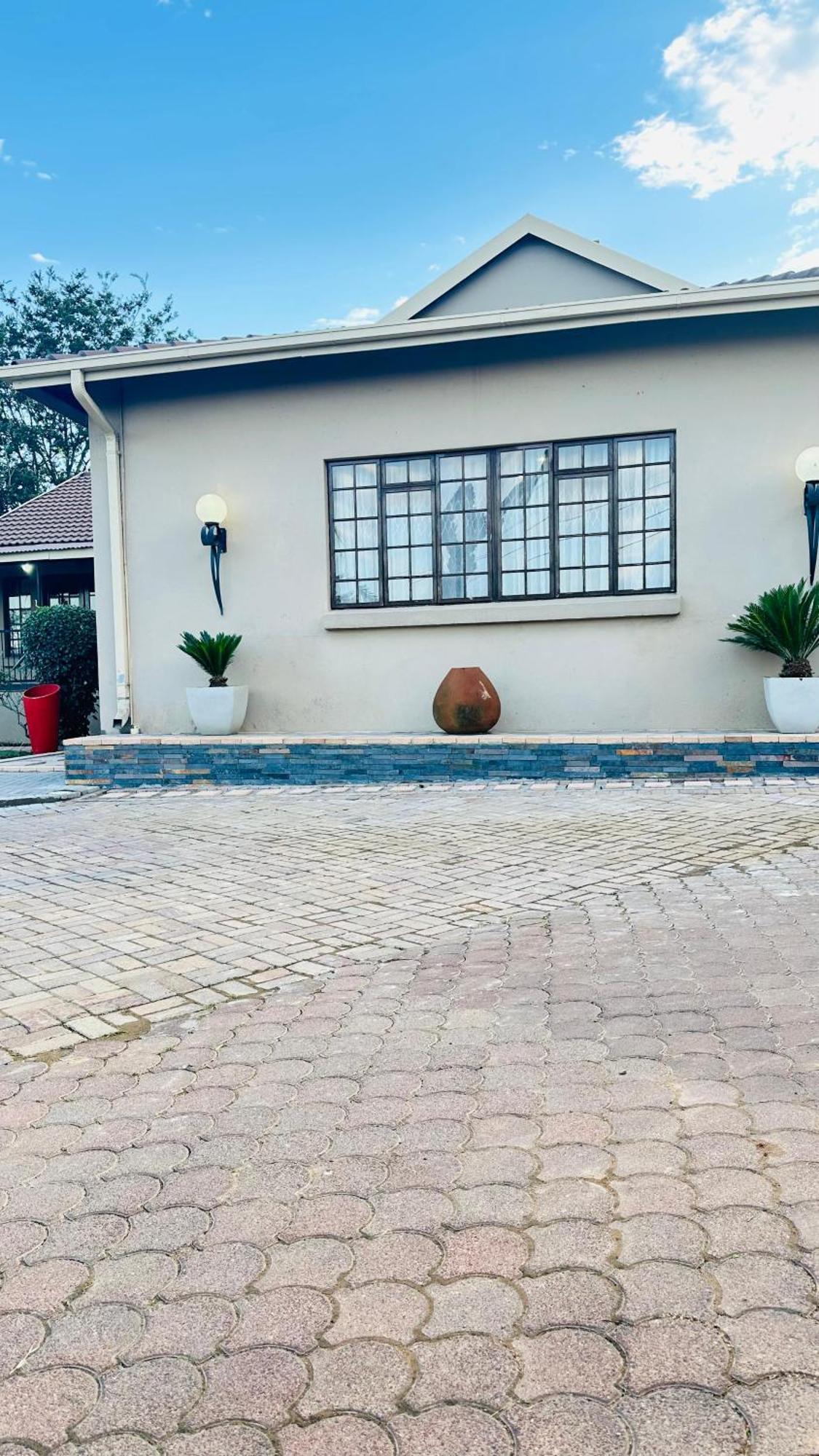 Sunrise Boutique Hotel Witbank Extérieur photo