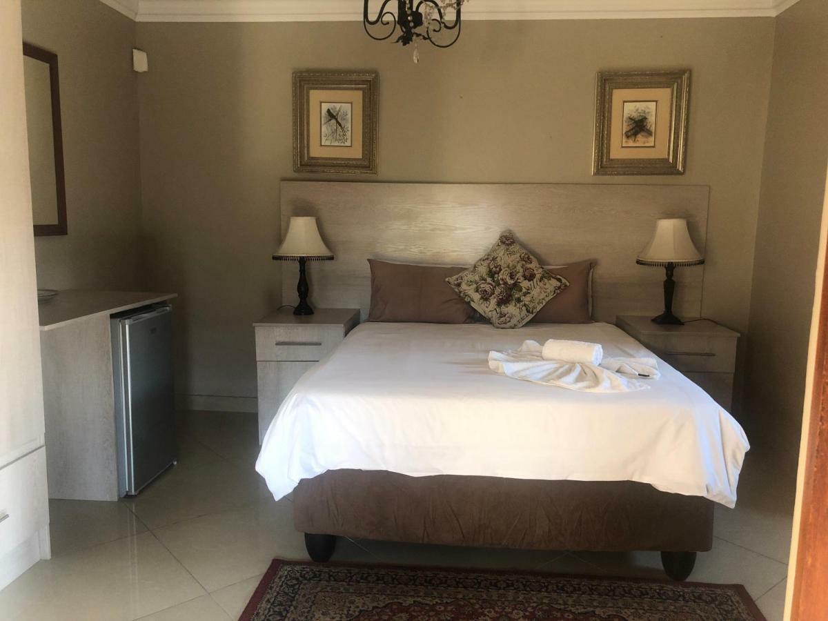 Sunrise Boutique Hotel Witbank Extérieur photo